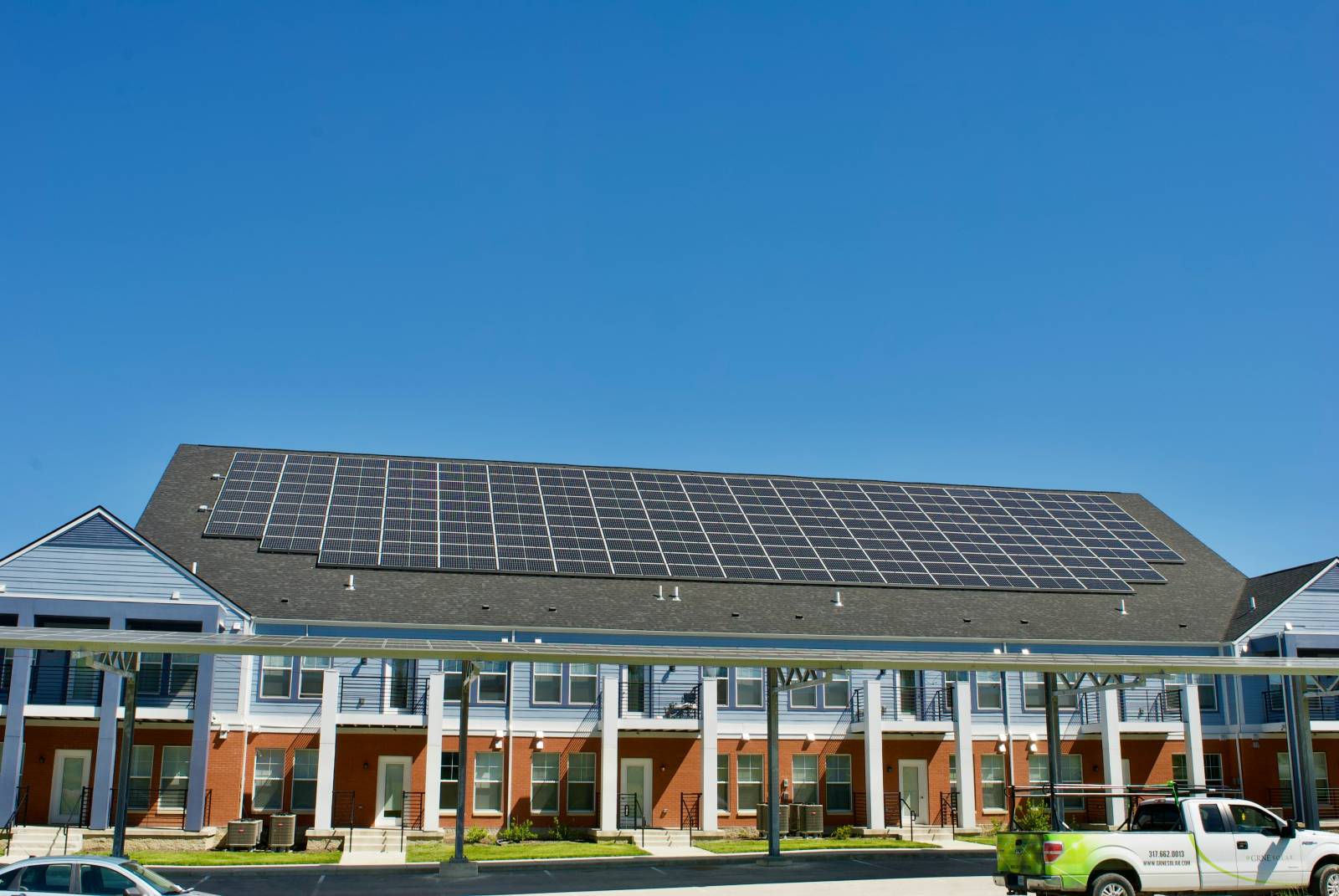 Profiter de la prime à l'autoconsommation photovoltaïque pour mon entreprise à Nîmes et réduire ma facture d'électricité