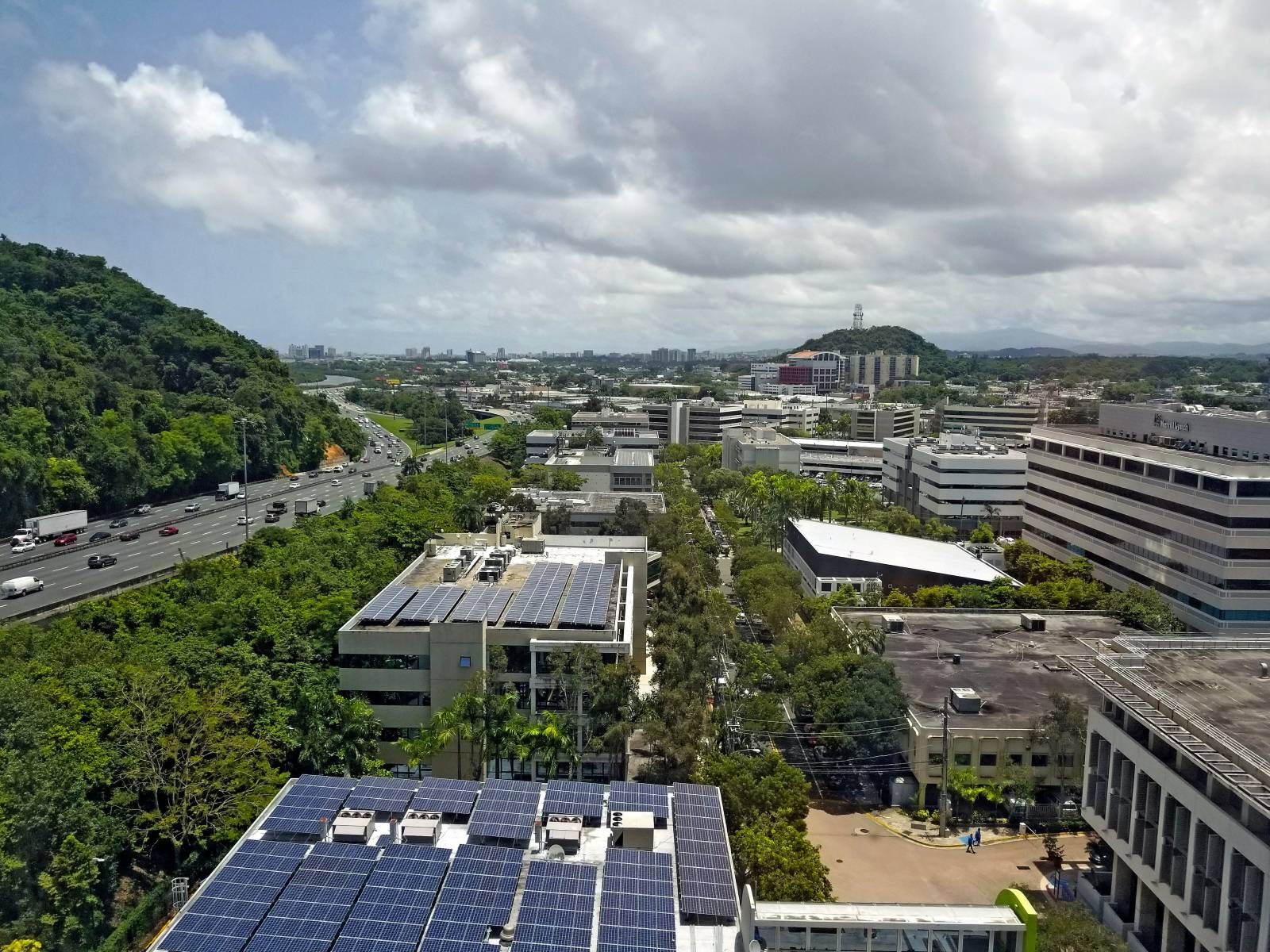 Contacter une entreprise pour réaliser une étude de faisabilité sur l'installation de systèmes photovoltaïques à Avignon et optimiser ma consommation d'énergie