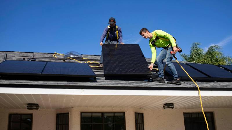 Installation de panneaux photovoltaïques pour l'autoconsommation énergétique résidentielle à Montpellier