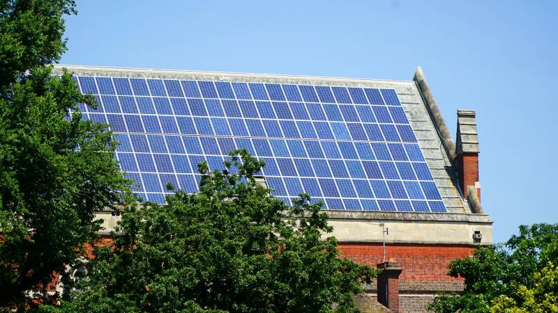 Profiter de l'obligation d'achat solaire pour vendre mon électricité avec EDF OA et maximiser mes revenus